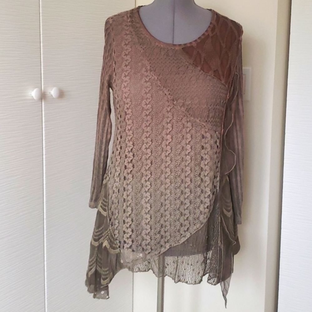 Adore Mixed Pattern Top Size L - image 1